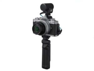 Бездзеркальний фотоапарат NIKON Z fc Vlogger Silver Kit + DX 16–50mm F/3.5-6.3 VR (VOA090K005)
