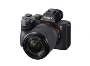 Бездзеркальний фотоапарат Sony Alpha A7 III kit (28-70mm) (ILCE7M3KB)