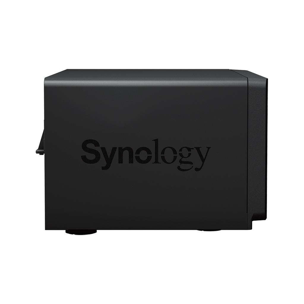 Мережевий накопичувач Synology DS1823xs+ - Зображення 5