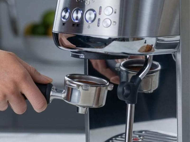 Ріжкова кавоварка еспресо Sage SES500BST - Зображення 3