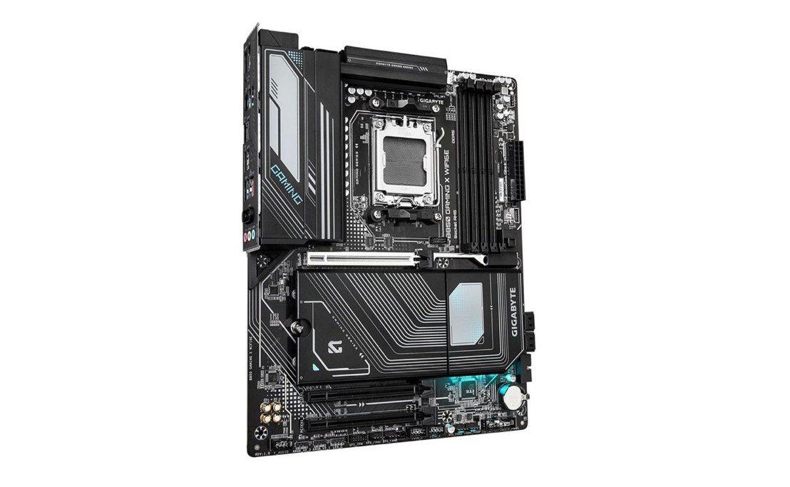 Материнська плата GIGABYTE B850 GAMING X WIFI6E - Зображення 3