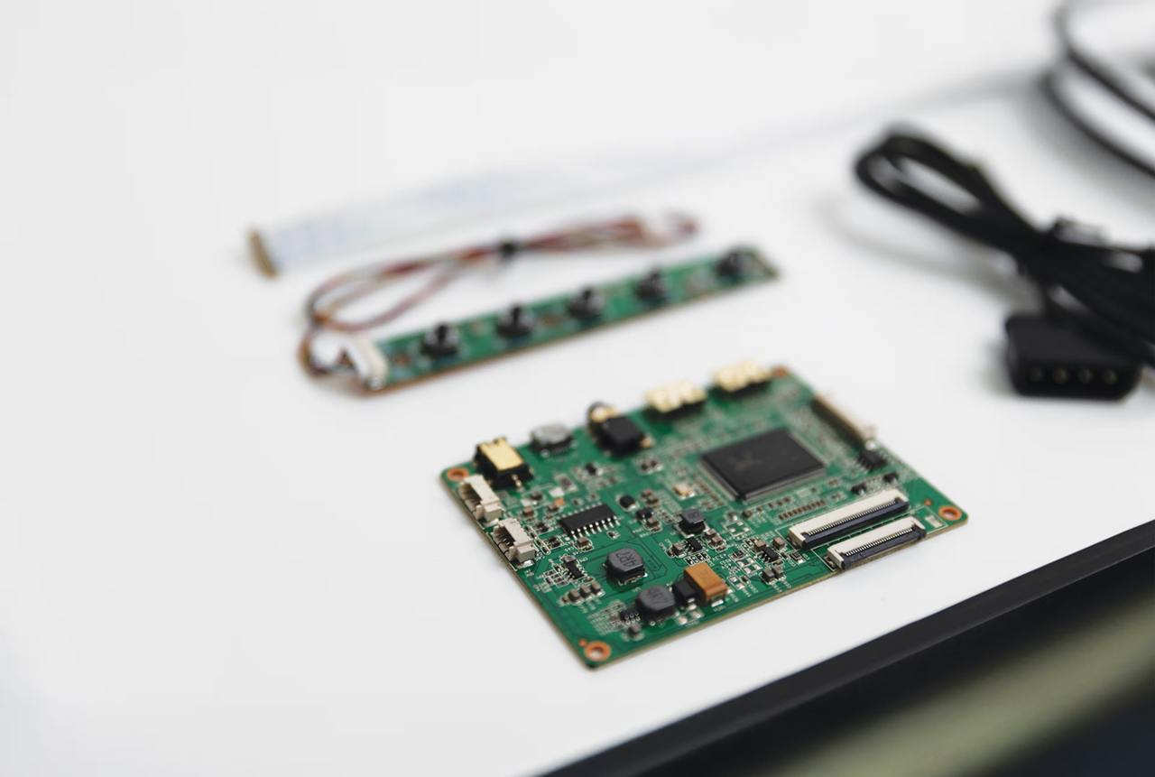 Дисплей Hyte Y60 LCD Panel - Зображення 2